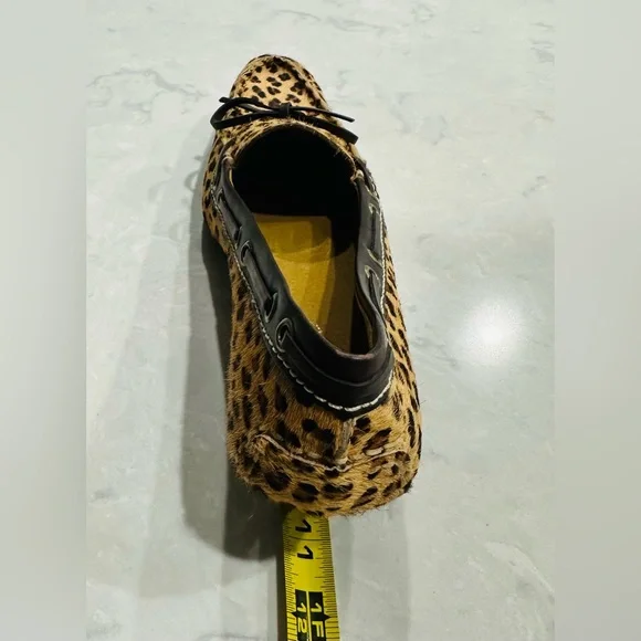 Eddie Bauer leopard print faux fur kitten heel leather pointy toed shoes w bow - Picture 14 of 15